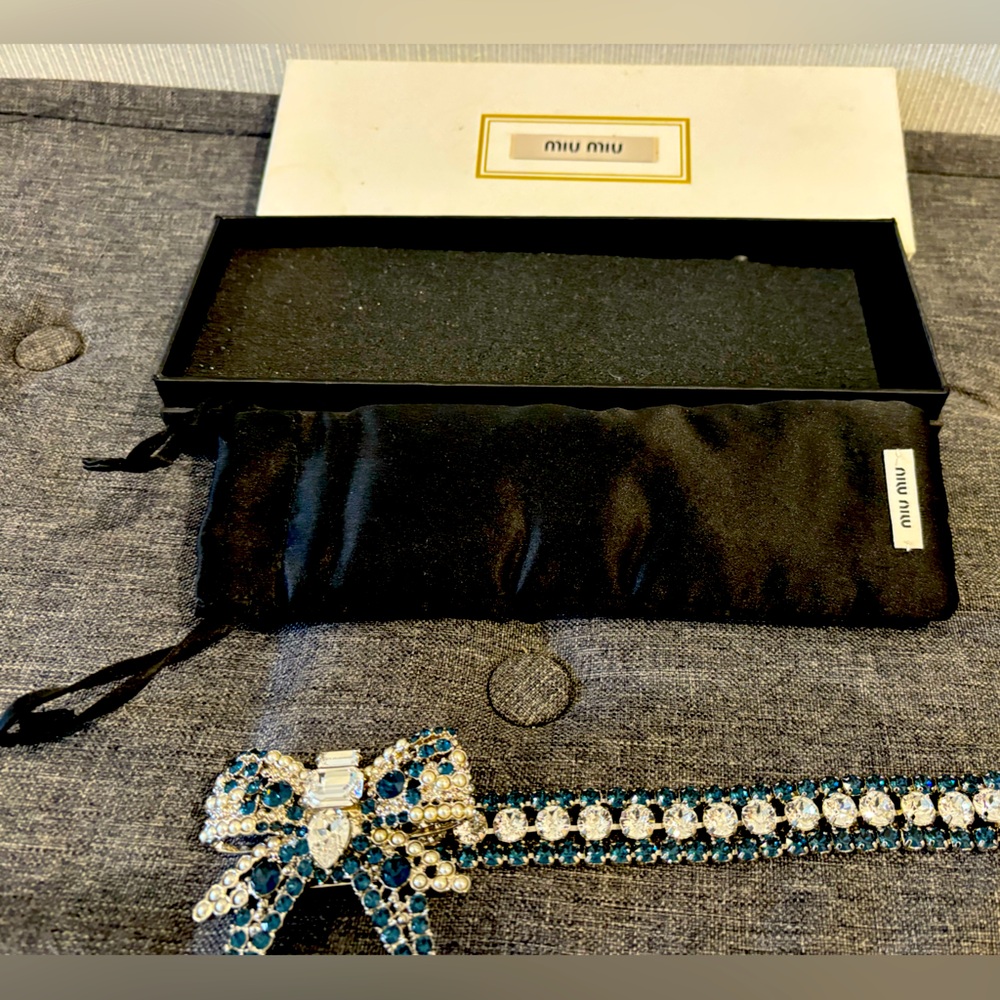 Miu Miu Crystal Bow Bracelet Blue Silver Faux Pearl Statement Luxury Designer OS - Picture 2 of 6